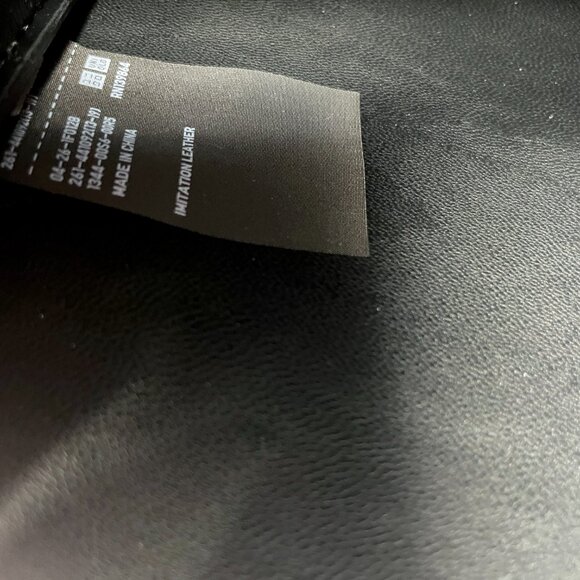 Uniqlo Saddle Shoulder Bag 2021, Crossbody Imitation Leather - Picture 6 of 16